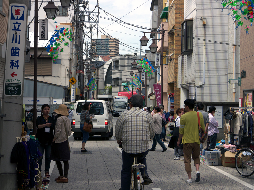 鬼子母神通り商店街のみちくさ市